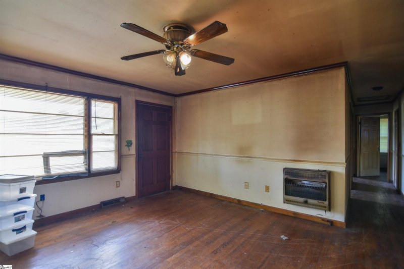 Property image 3 at 101 Benson Street, Simpsonville, SC 29681