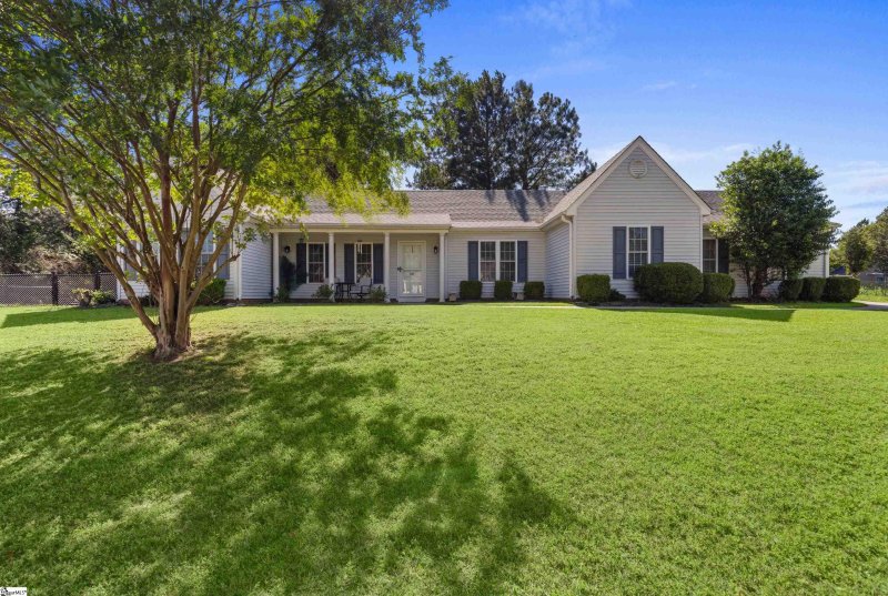 101 Soaring Hawk Court