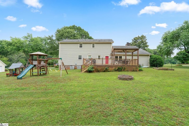 Property image 4 at 208 S Severn Circle, Easley, SC 29642