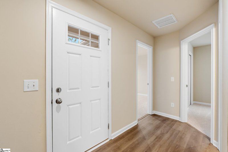 Property image 3 at 323 Skipton Street, Greenville, SC 29605