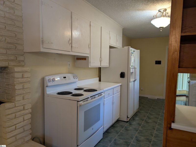 Property image 5 at 109 Kent Place, Spartanburg, SC 29307