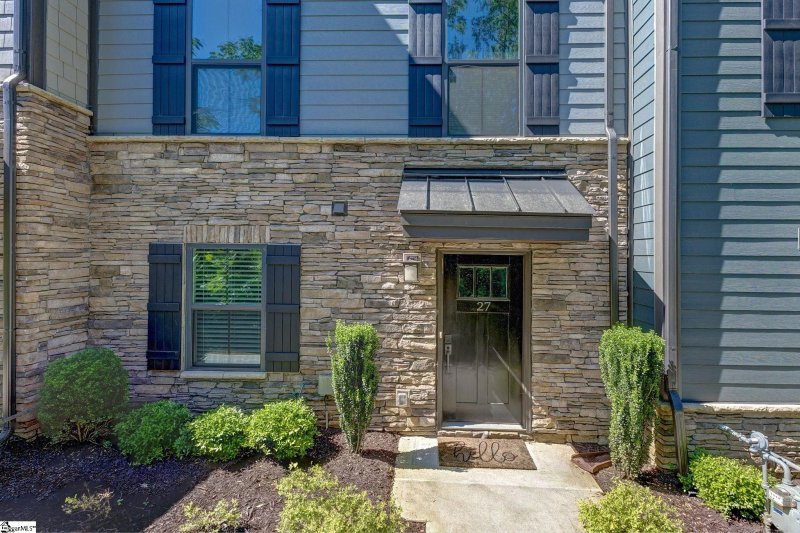 Property image 2 of 27 Rollins Avenue in Laurel Creek Reserve, Greenville, SC 29607