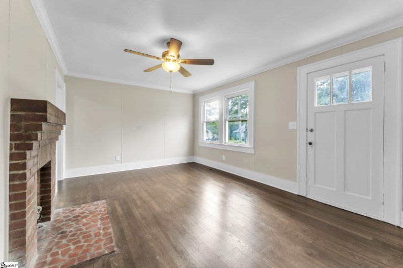 Property image 5 at 306 Flora Avenue, Greenville, SC 29611-5330