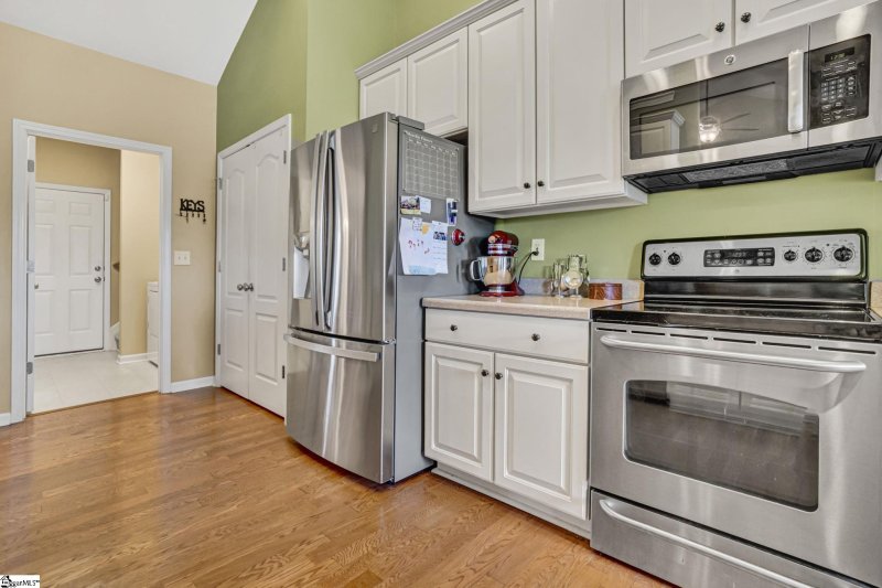 Property image 3 at 153 Saint Johns Street, Simpsonville, SC 29680