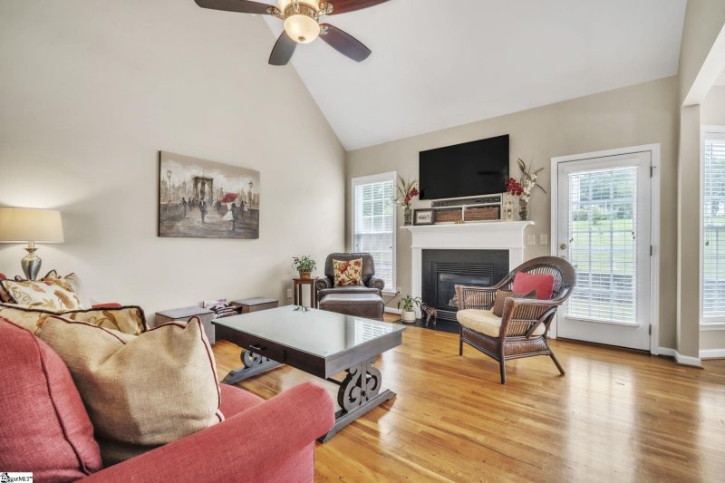 Property image 5 at 721 Dutchman Court, Greer, SC 29651-9000