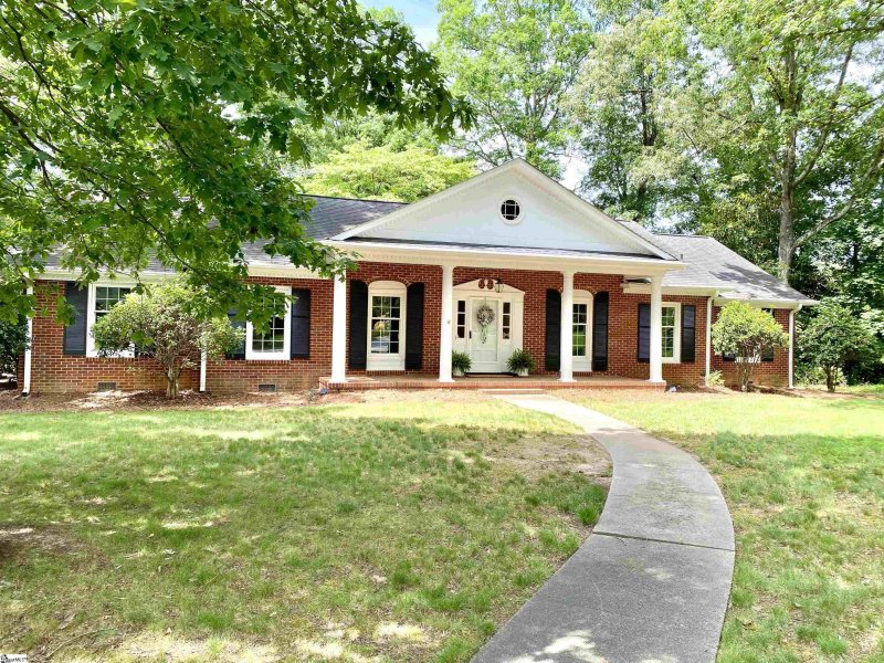 Property image 4 at 100 Heatherbrook Road, Greenville, SC 29615
