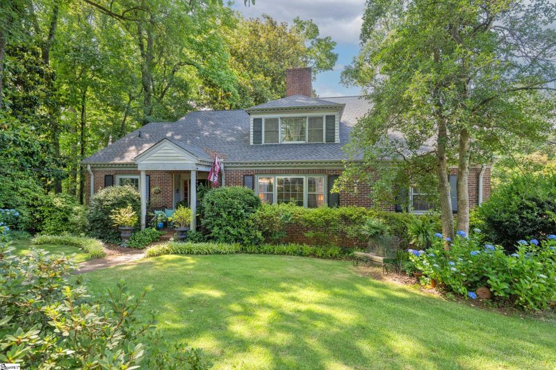 Property image 2 at 361 Riverside Drive, Greenville, SC 29605