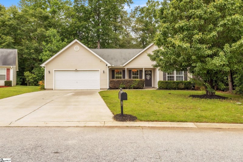 Property image 2 at 137 Mediterranean Avenue, Anderson, SC 29621