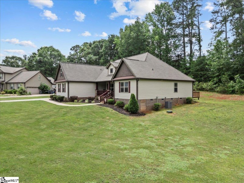 Property image 2 at 124 Still Creek Court, Easley, SC 29640