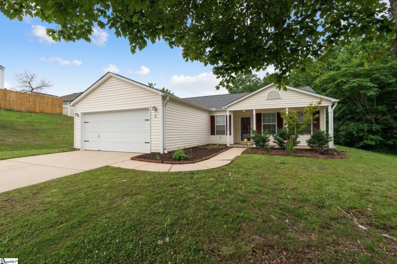 Property image 3 at 3 Alewine Court, Taylors, SC 29687