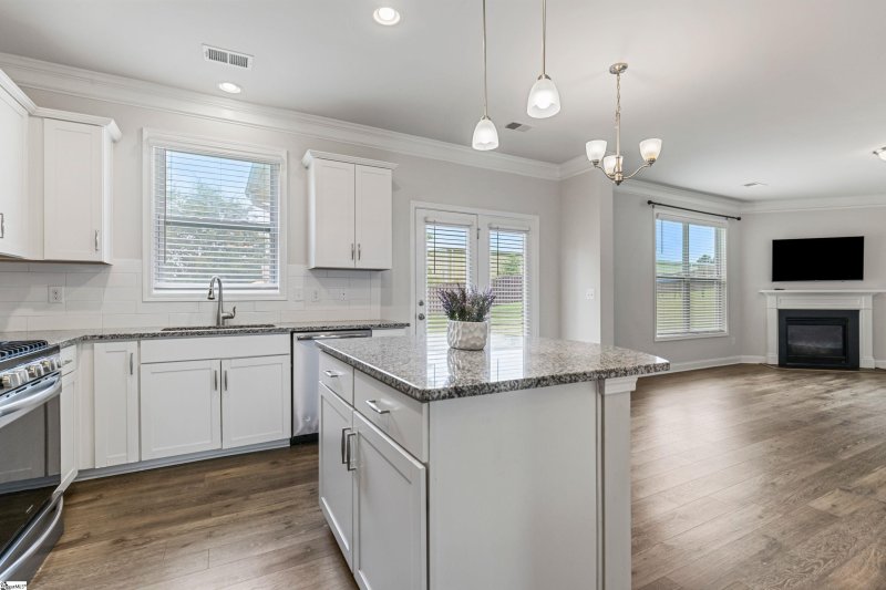 Property image 2 of 122 Rivermill Place in Rivermill, Piedmont, SC 29673