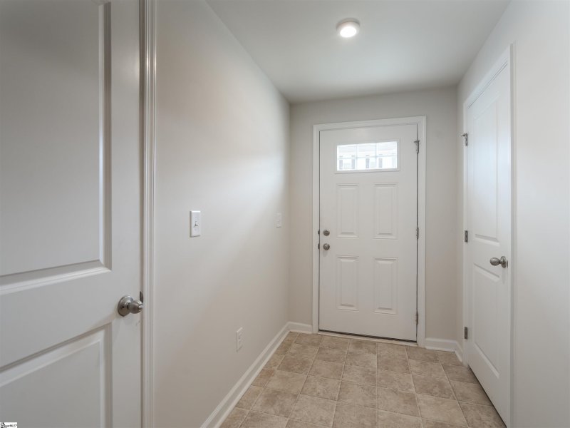 Property image 3 of 8 Verdant Leaf Way in August Brook, Greenville, SC 29617