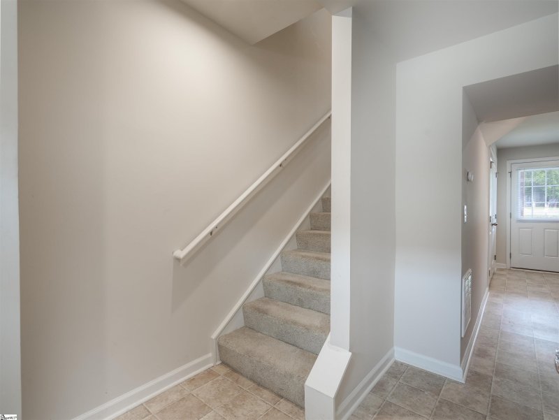 Property image 4 of 8 Verdant Leaf Way in August Brook, Greenville, SC 29617