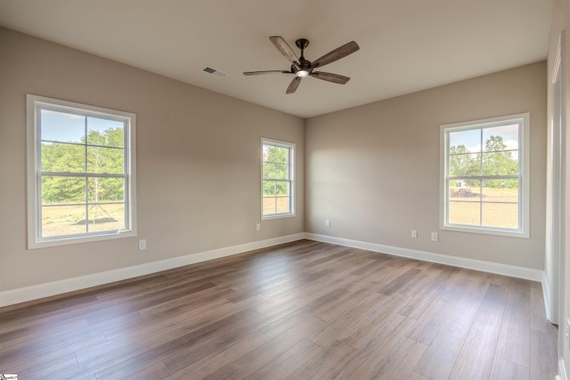 Property image 4 at 105 Willett Trail, Taylors, SC 29687