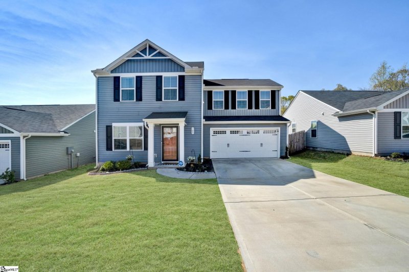 Property image 3 of 709 Bolsover Way in Cavins Farm, Woodruff, SC 29388