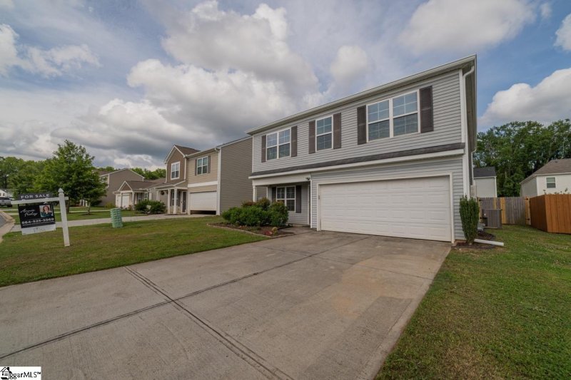 Property image 2 of 113 Traditions Boulevard in Village at Glenwood, Anderson, SC 29625