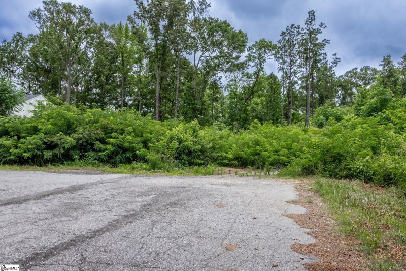 Property image 4 at 106 Heather Glen Lane, Clinton, SC 29325