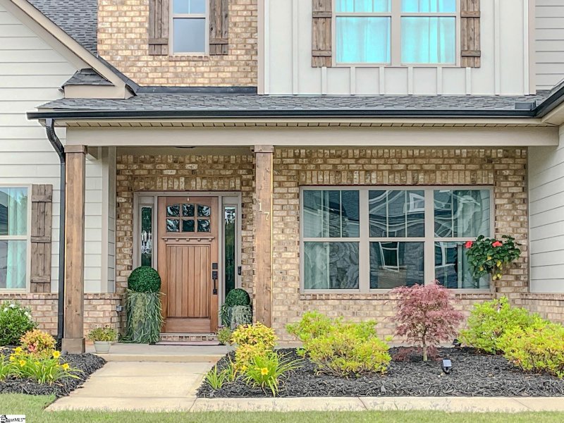 Property image 2 at 17 Peyton Lane, Simpsonville, SC 29681-4785