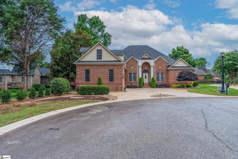 Property image 2 at 3 Swamp Lily Court, Simpsonville, SC 29681