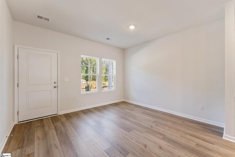 Property image 4 of 12126 Lansbury Drive in Richmond Hill, Inman, SC 29349