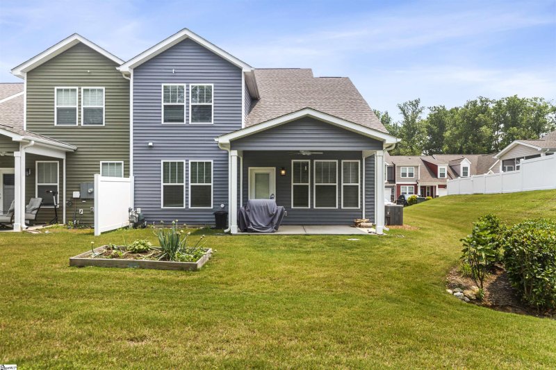 Property image 5 at 109 Creekhaven Lane, Taylors, SC 29687