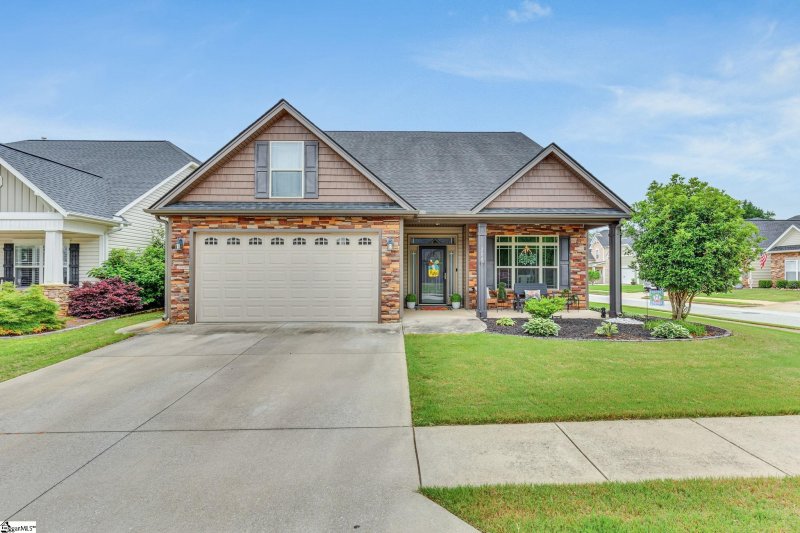 204 Medoc Lane