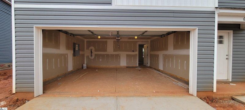 Property image 4 at 6087 Willutuck Drive, Boiling Springs, SC 29316