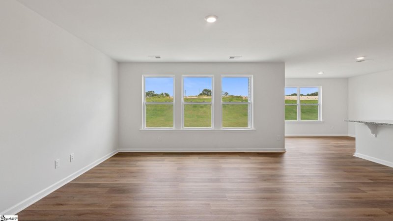 Property image 5 of 513 Cordgrass Road in Durbin Meadows, Fountain Inn, SC 29644