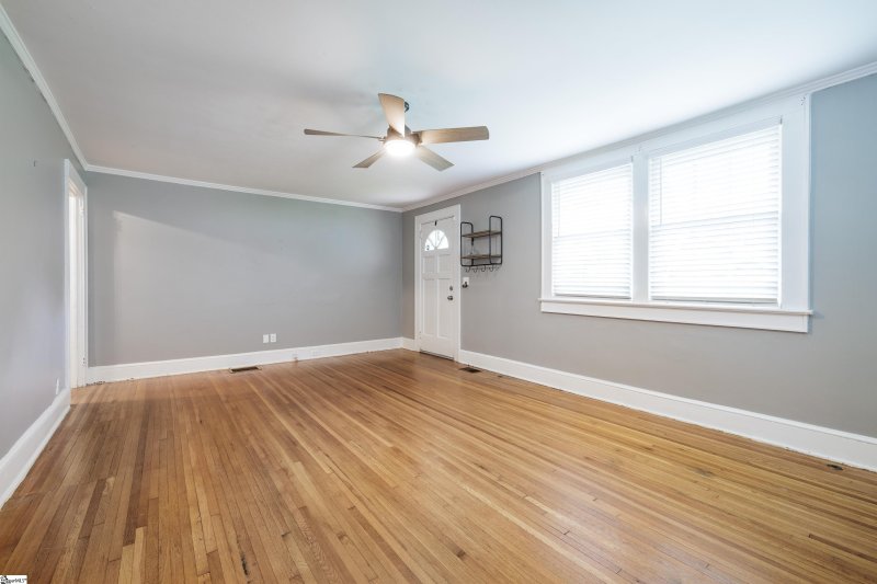 Property image 5 at 32 Douglas Drive, Greenville, SC 29605