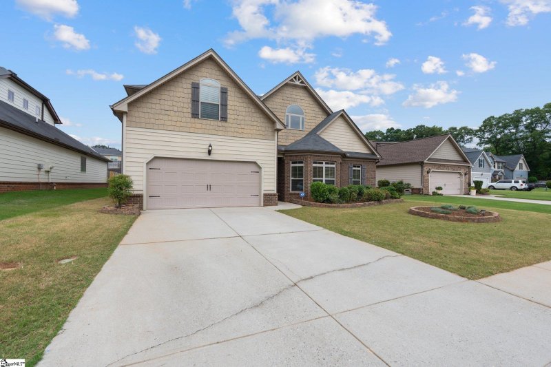 Adams Creek, Simpsonville Community