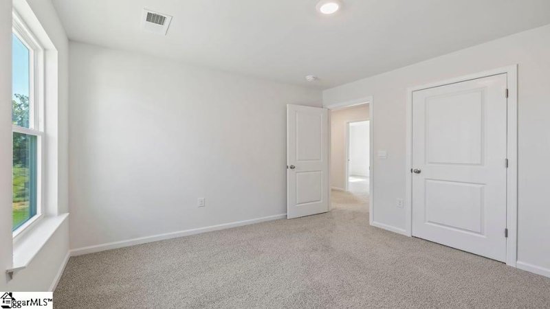 Property image 3 of 1764 Rein Drive in Paddock Point, Roebuck, SC 29376