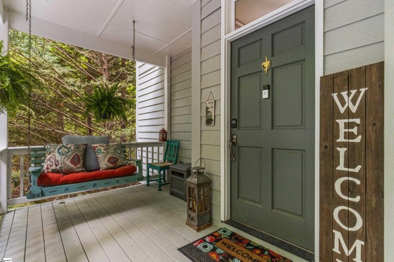 Property image 3 of 14 Woodbine Drive in Cliff Ridge at Caesars Head, Cleveland, SC 29635