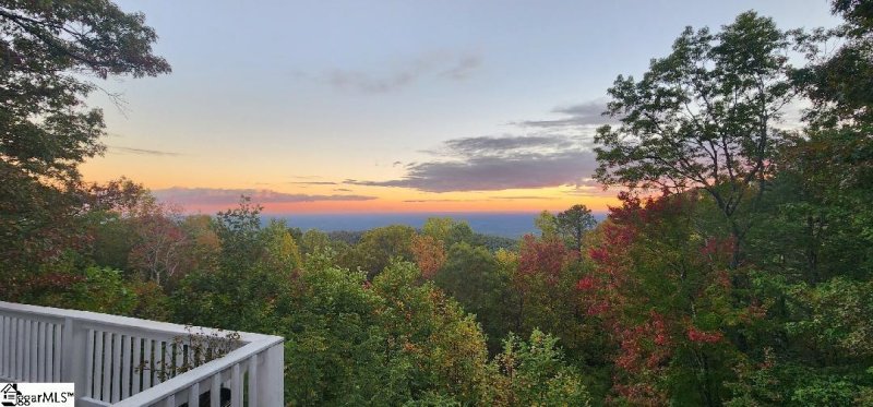 Property image 4 of 14 Woodbine Drive in Cliff Ridge at Caesars Head, Cleveland, SC 29635