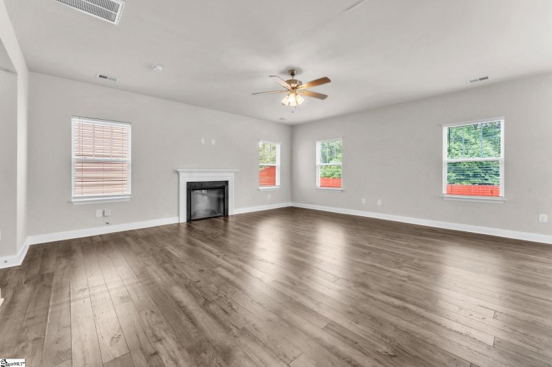 Property image 2 at 203 Rosewood Circle, Duncan, SC 29334