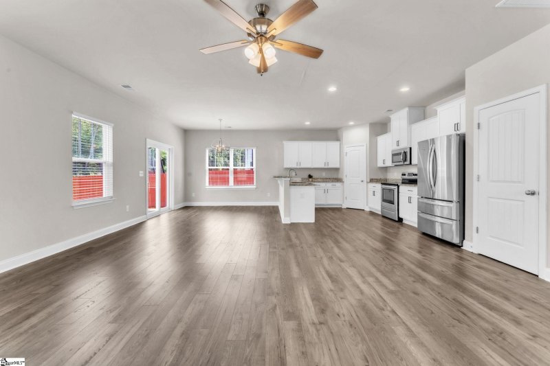 Property image 4 at 203 Rosewood Circle, Duncan, SC 29334