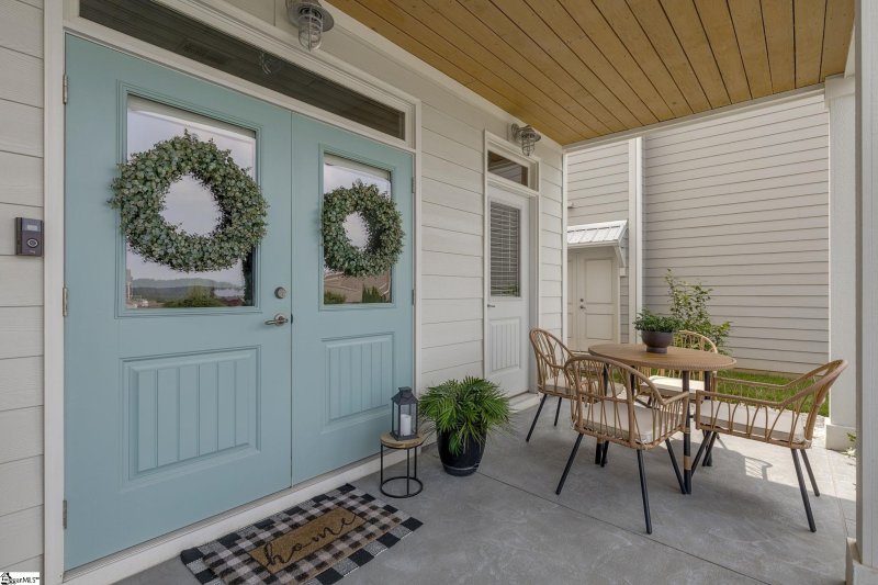Property image 3 at 914 Blue Moon Street, Taylors, SC 29687