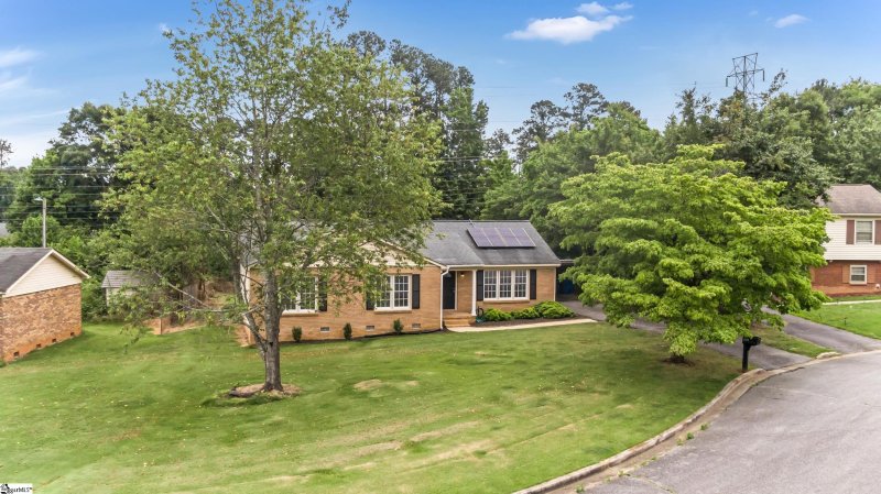 Property image 3 at 109 Driftway Place, Spartanburg, SC 29301