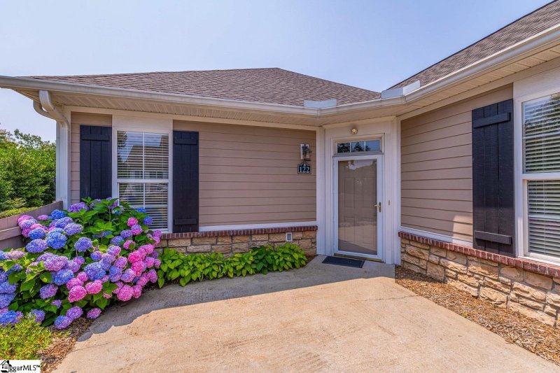 Property image 4 of 122 Fudora Circle in The Ravines at Creekside, Simpsonville, SC 29681