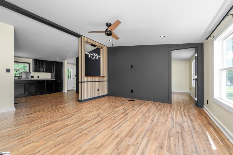 Property image 5 at 309 Scenic Drive, Greer, SC 29651