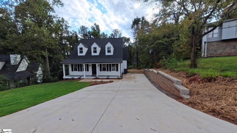 Property image 5 of 1017 Fox Row in Peppertree, Taylors, SC 29687