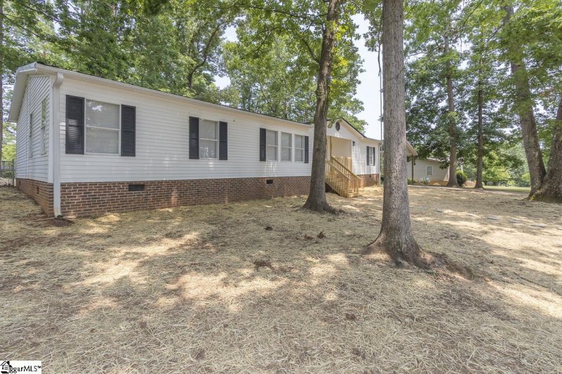 Property image 5 at 207 Shade Tree Circle, Easley, SC 29640