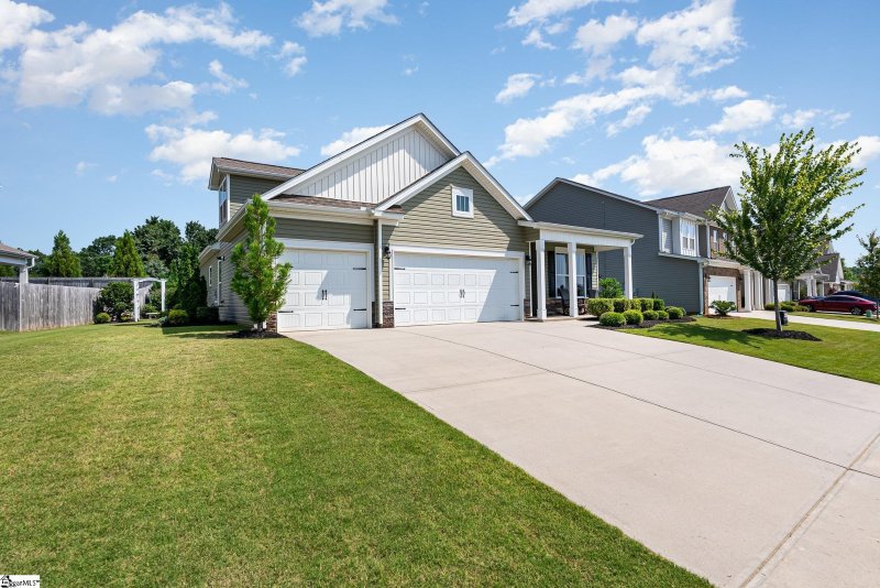 Property image 2 at 518 Elwood Drive, Duncan, SC 29334