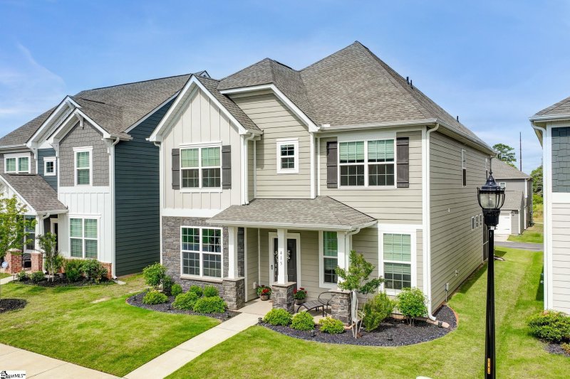 Property image 2 at 415 Corsac Court, Fountain Inn, SC 29644