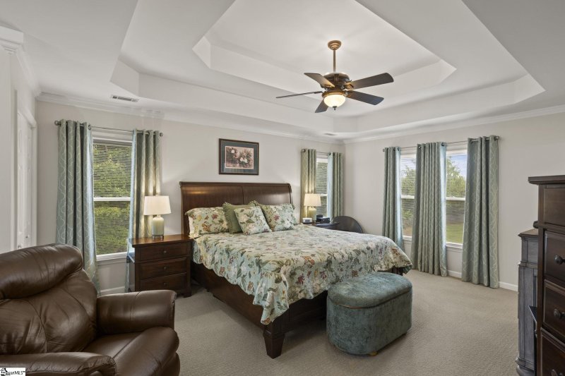 Property image 2 at 4 Jester Court, Simpsonville, SC 29681