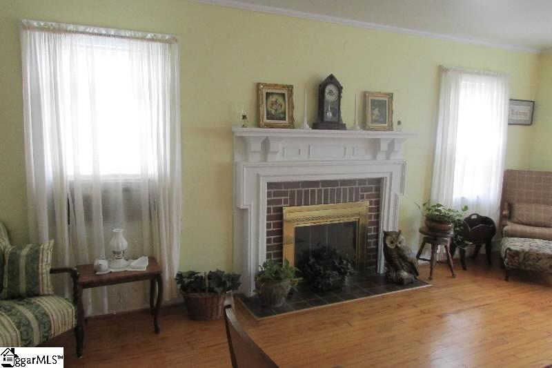 Property image 5 at 400 Calvert Avenue, Clinton, SC 29325