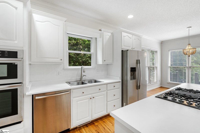 Property image 5 at 109 Keowee Avenue, Greenville, SC 29605