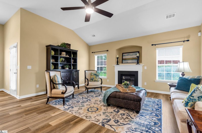 Property image 3 at 101 Peaks Court, Taylors, SC 29687