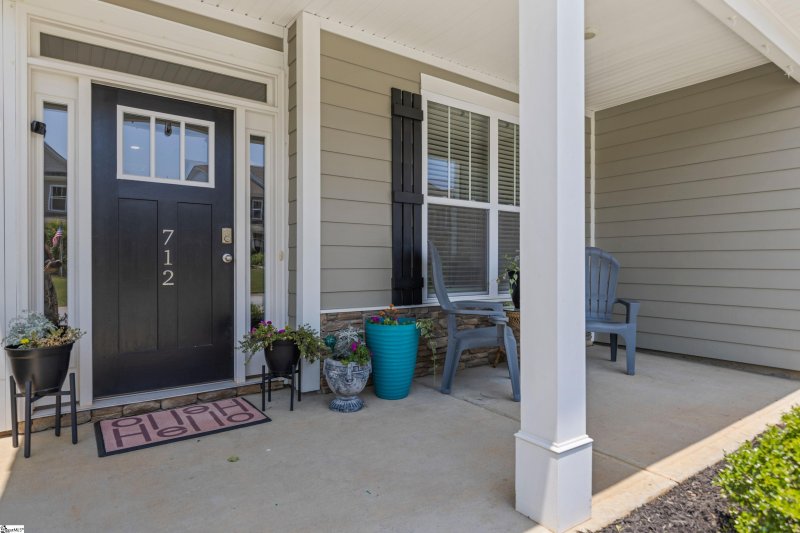 Property image 2 at 712 Paxton Rose Drive, Greer, SC 29650