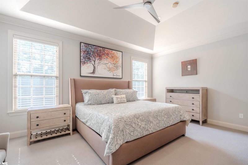 Property image 5 at 9 Windswept Knoll Drive, Taylors, SC 29687