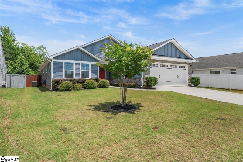 Property image 3 at 3 Grove Landing, Piedmont, SC 29673